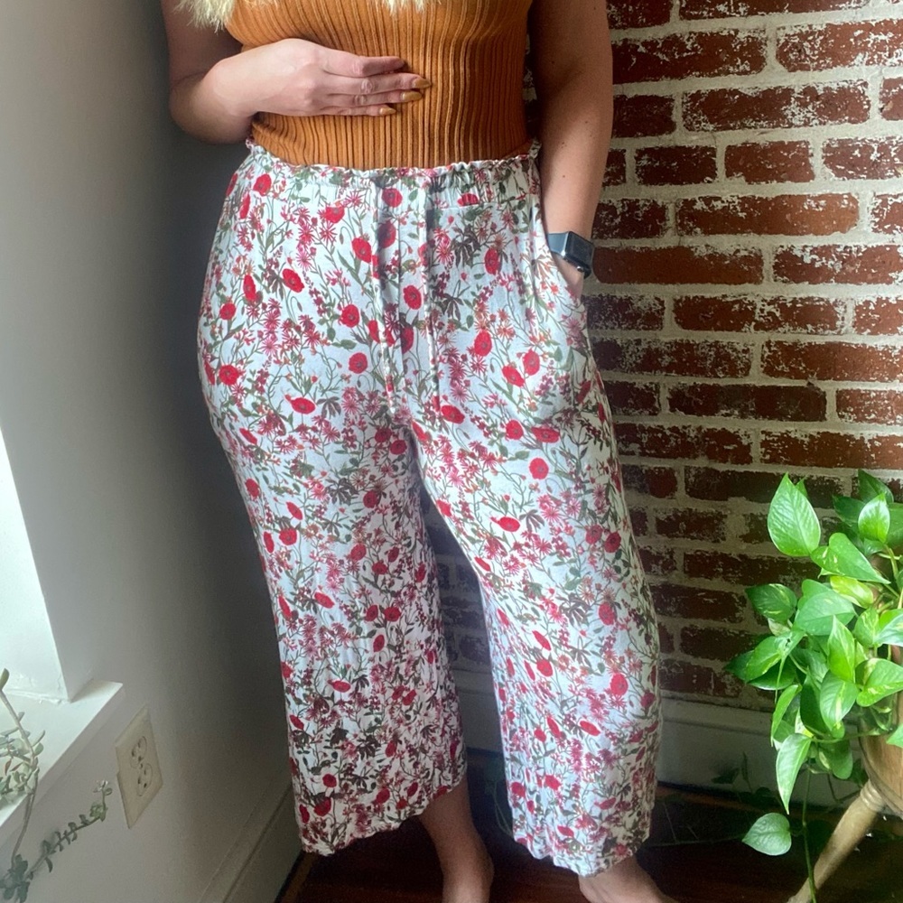 Primark floral high rise wide leg cropped pants